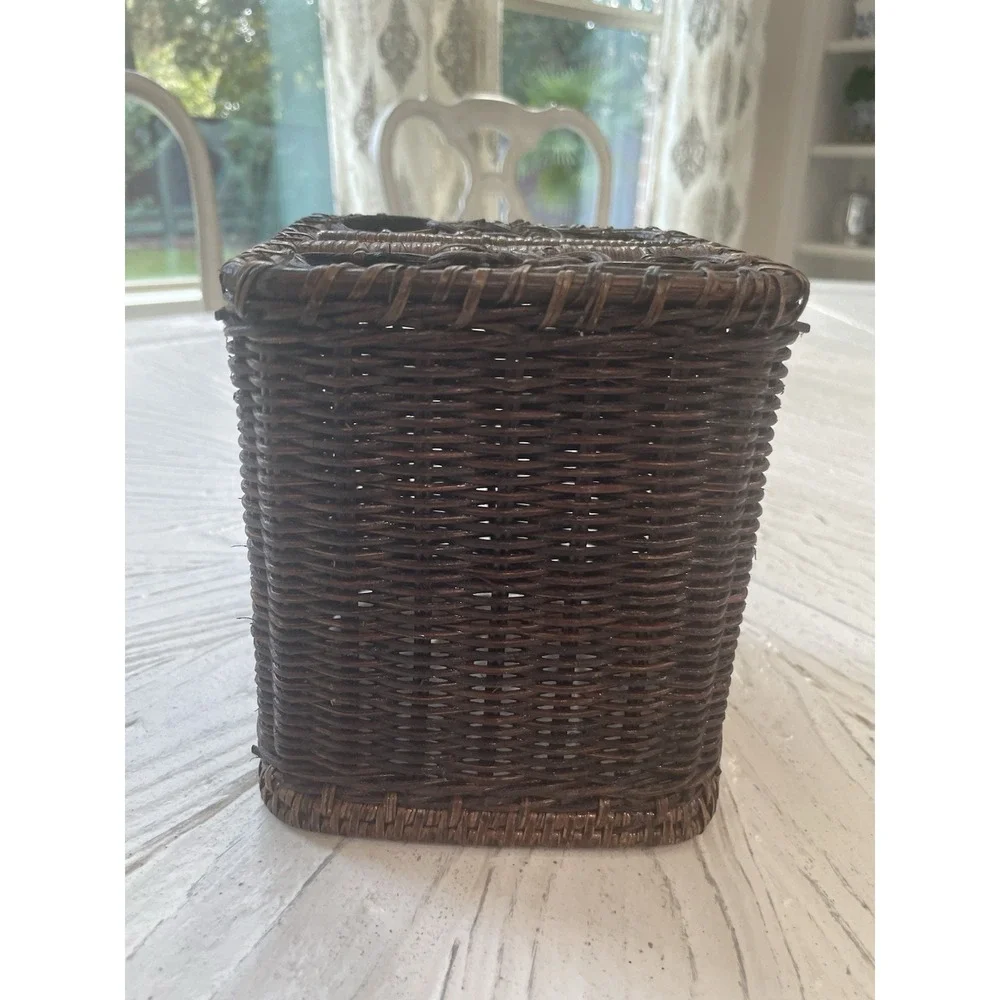 Vintage Rattan Tissue Box Cover Hand Woven Wicker‎ Brown